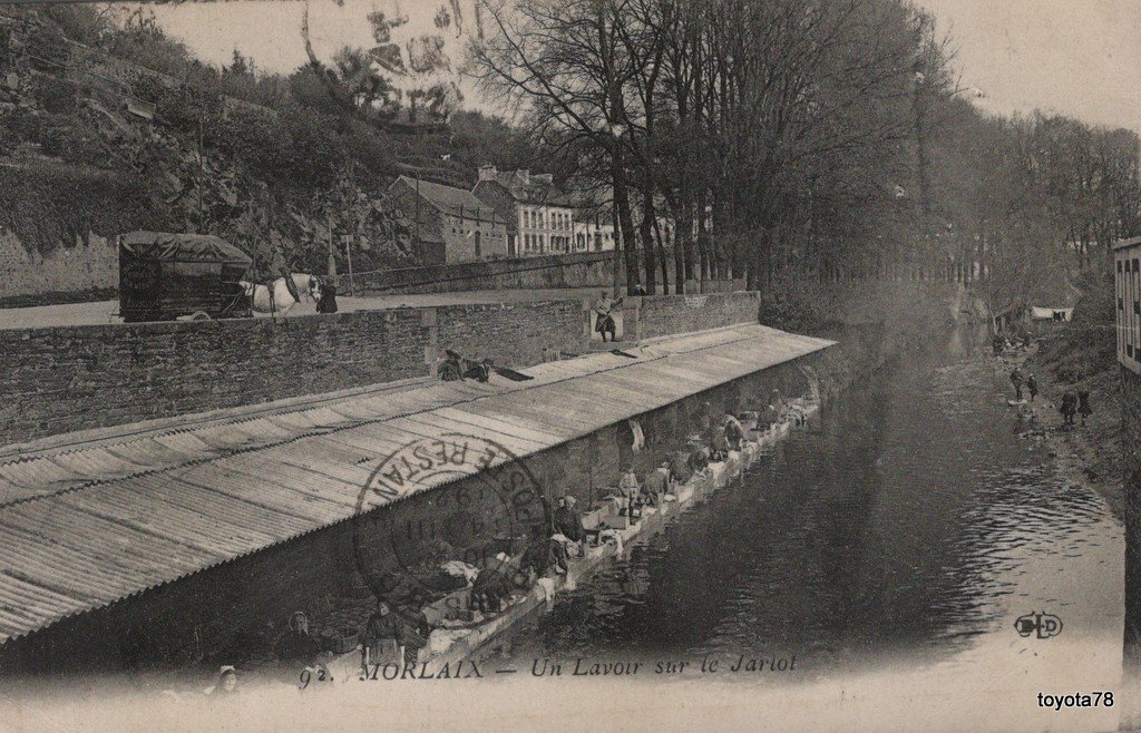 Morlaix-Lavoir jarlot.jpg