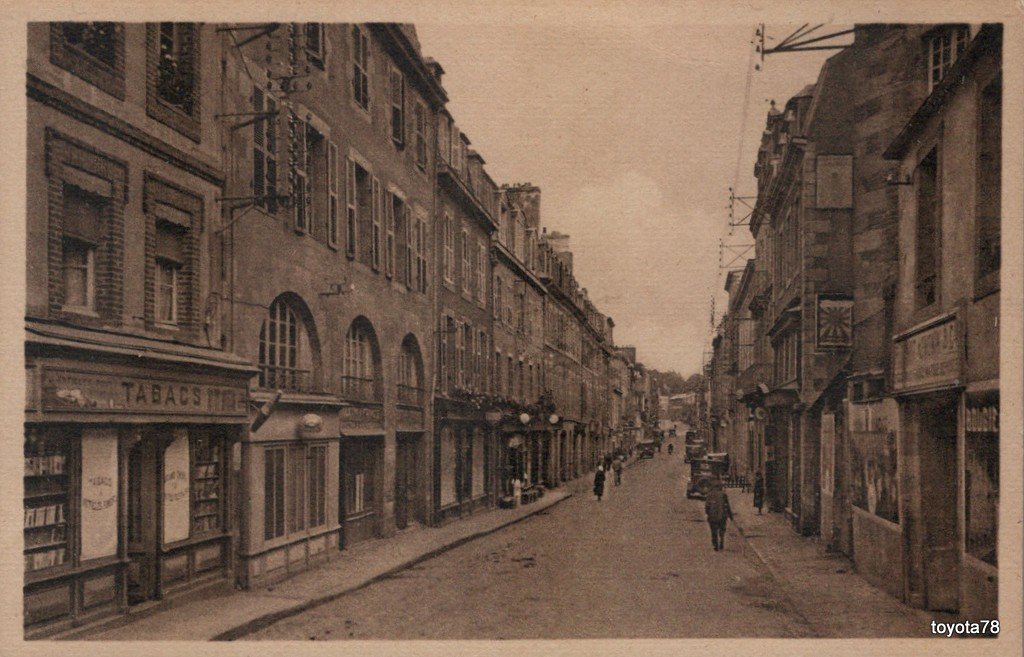 Morlaix-Rue de Paris.jpg