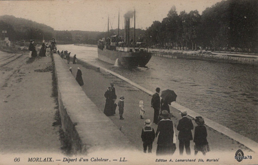 Morlaix-départ d'un caboteur.jpg