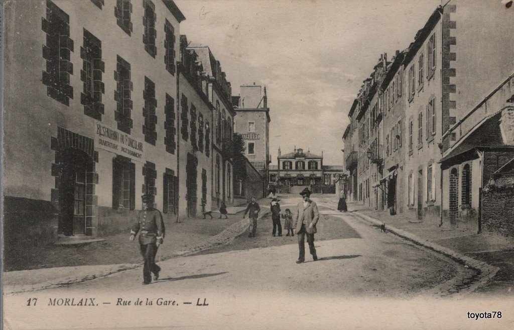 Morlaix-Rue de la gare.jpg