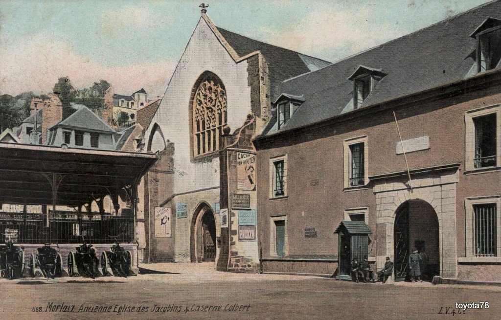 Morlaix-Eglise des jacobins caserne Colbert.jpg