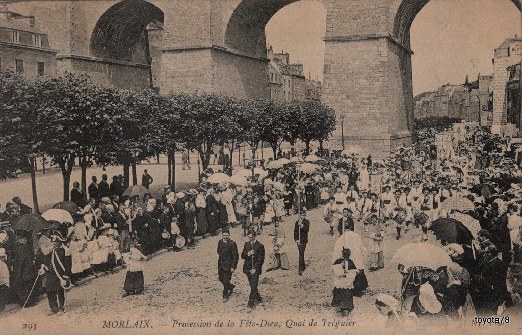 Morlaix-Procession Fête-Dieu.jpg