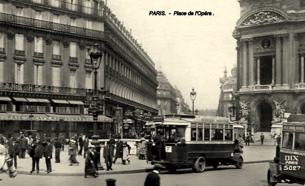 Les Autobus de Paris.jpg