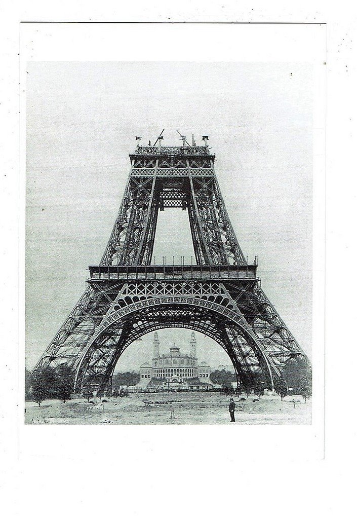 Paris Tour Eiffel en construction (1).jpg