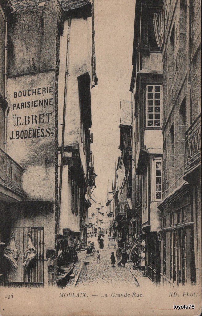 Morlaix-la grande rue.jpg