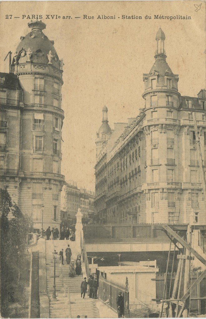 Z - PASSY - SFE 27 - Rue Alboni Station du Métropolitain.jpg