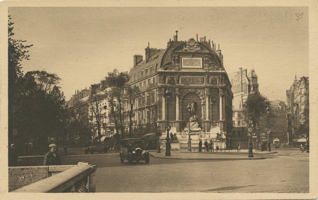 Z - YVON 171 - Paris - Place et Fontaine St-Michel.jpg