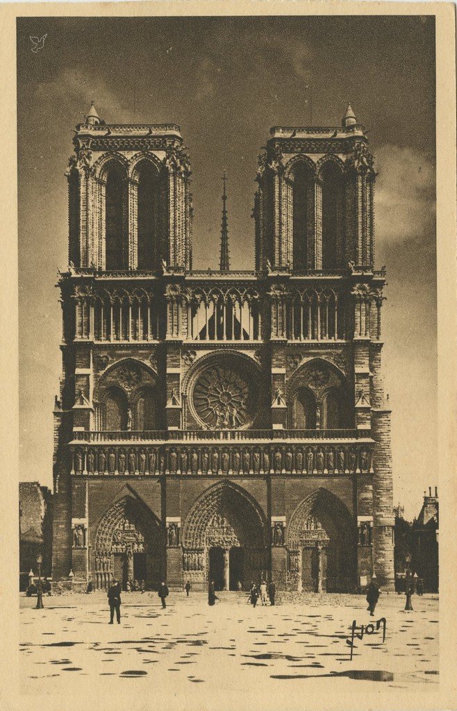 Z - YVON 44 - Paris - Notre-Dame.jpg