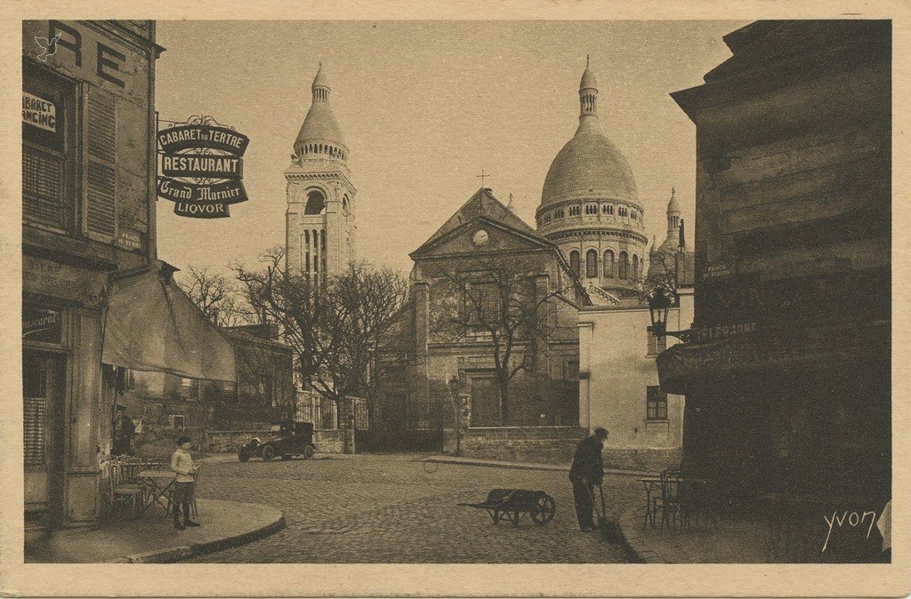 Z - YVON 190 - Paris Le Sacre-Coeur vu de la Place du Tertre.jpg