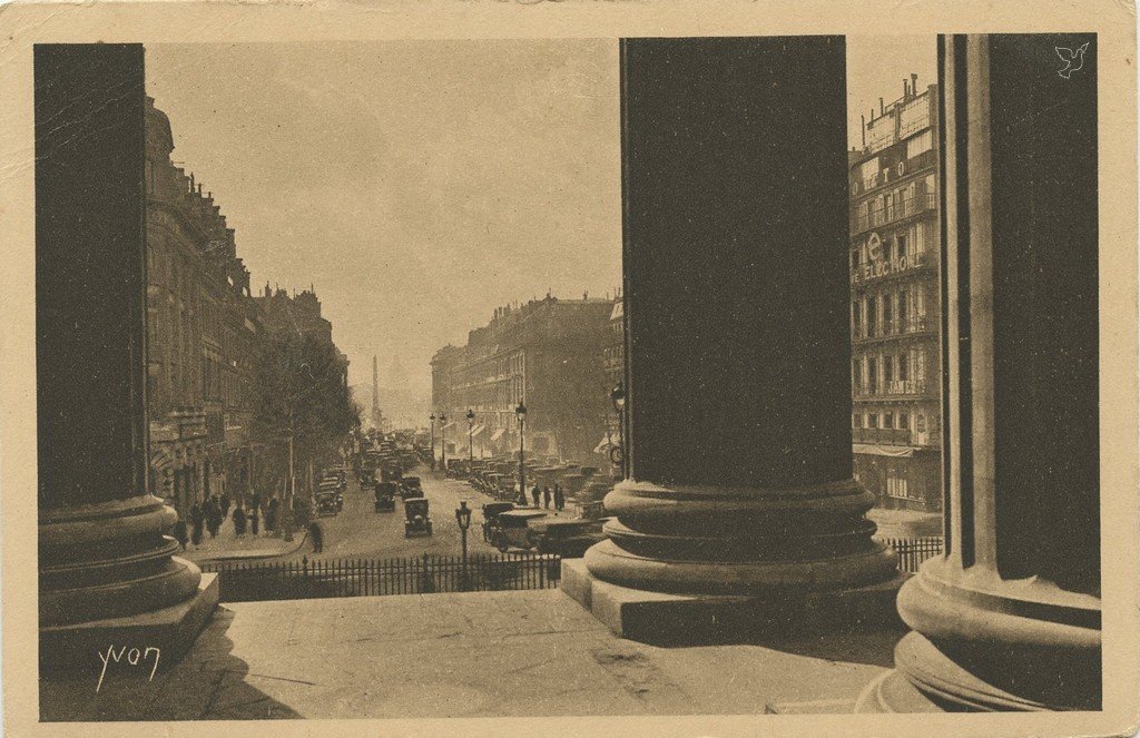 Z - YVON 105 - Paris La Rue Royale vue de la Madeleine.jpg