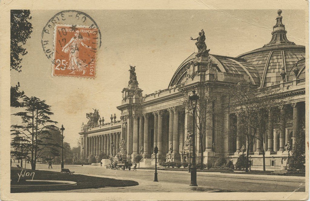 Z - YVON 6 - Paris - Le Grand Palais.jpg