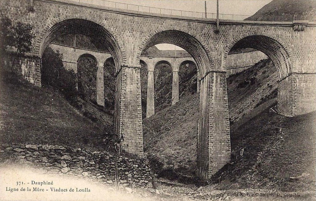 Ligne de la Mûre Viaducs de Loulla (38).jpg