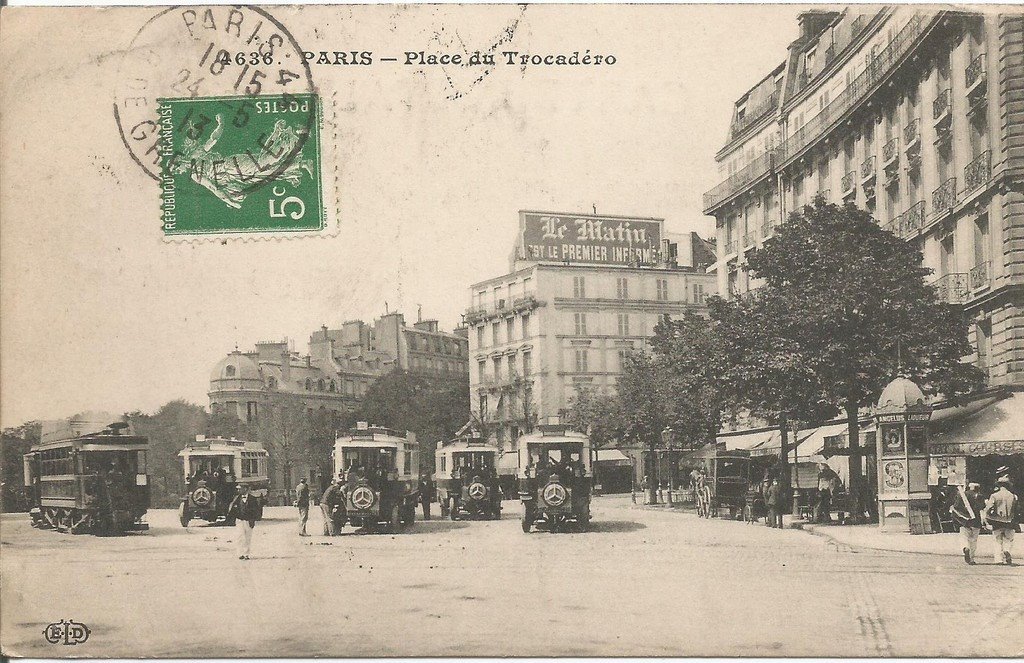 Les Autobus de Paris.jpg