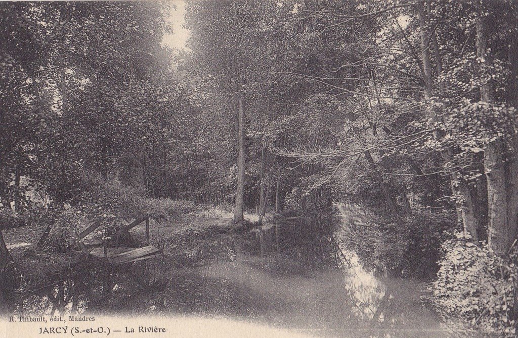 Varennes-Jarcy (94).jpg