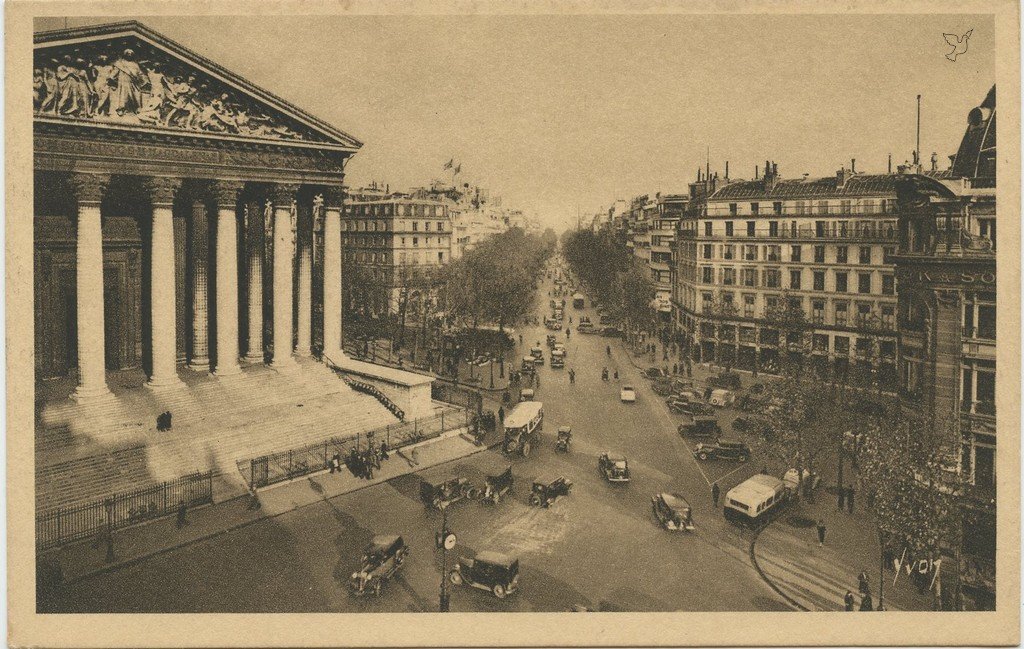 Z - YVON 33 - Paris - La Madeleine et le Boulevard de la Madeleine.jpg