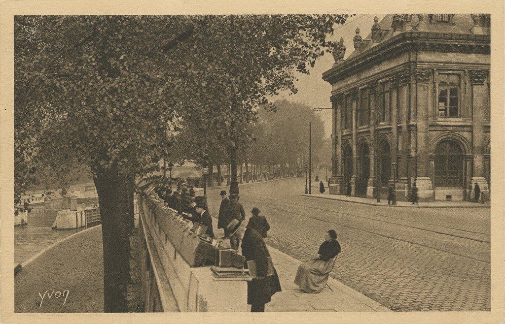 Z - YVON 186 - Paris - Bouquinistes Quai de Conti.jpg