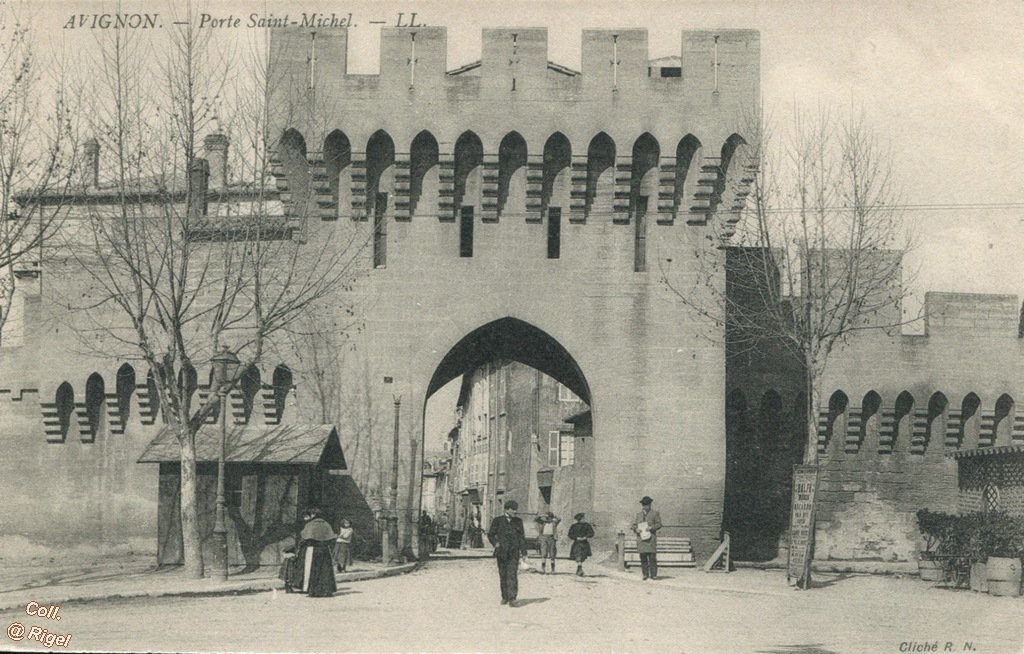 84-Avignon-Porte-Saint-Michel-LL-Cliche-R_N.jpg