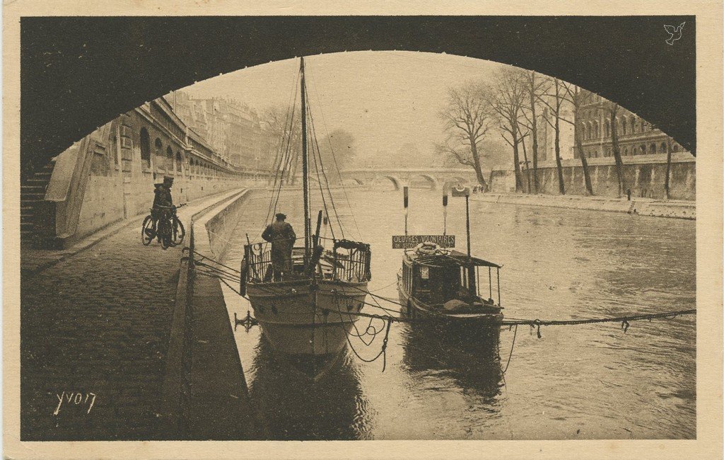 Z - YVON 281 - Paris - La Seine au Pt St-Michel.jpg