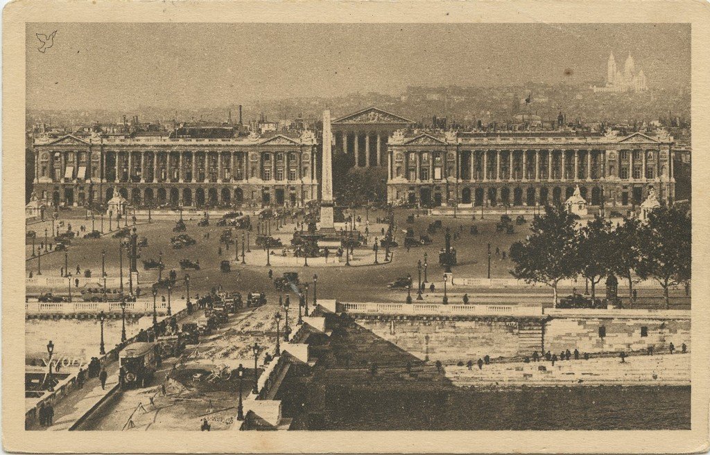 Z - YVON 195 - Paris - Vue générale dee la Place de la Concorde.jpg