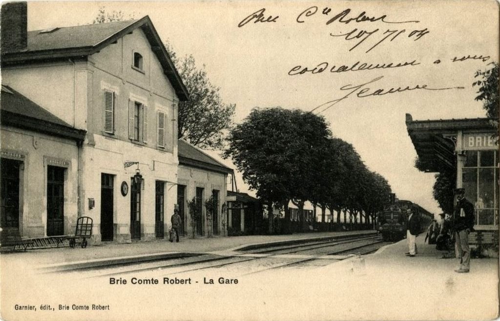 7 Brie Comte Robert (Seine et Marne).jpg