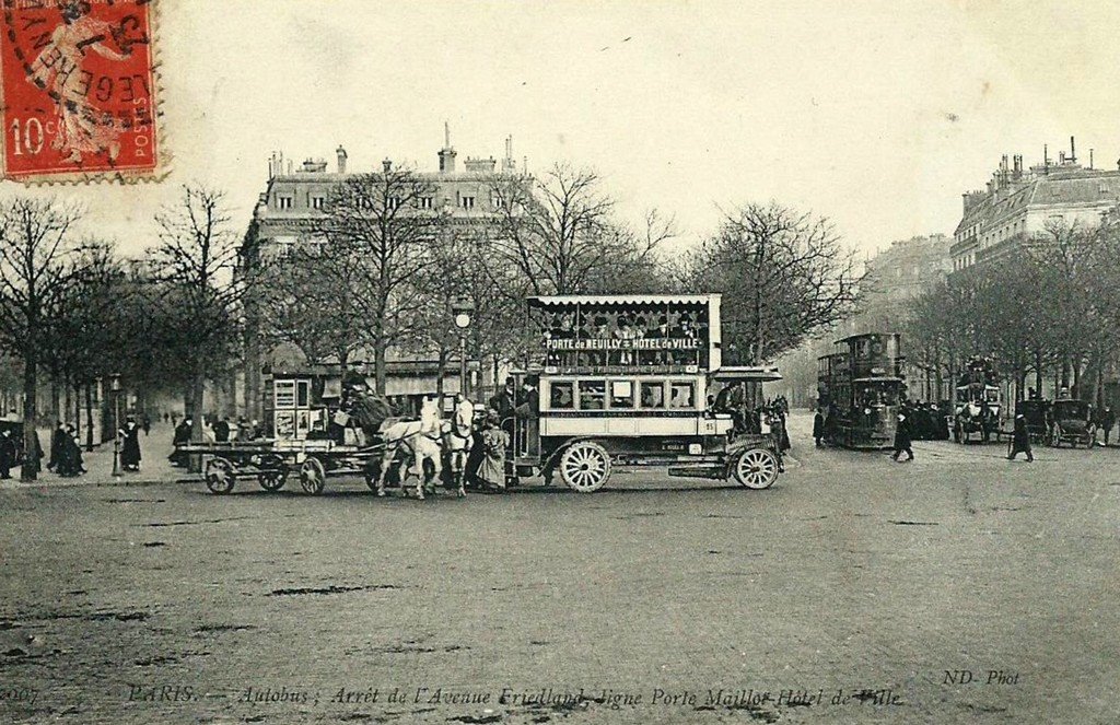 Les Autobus de Paris.jpg