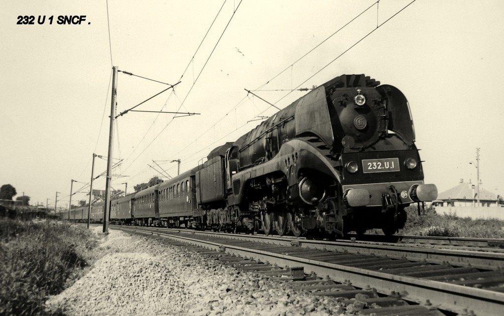 Loco SNCF 232 U 1.jpg