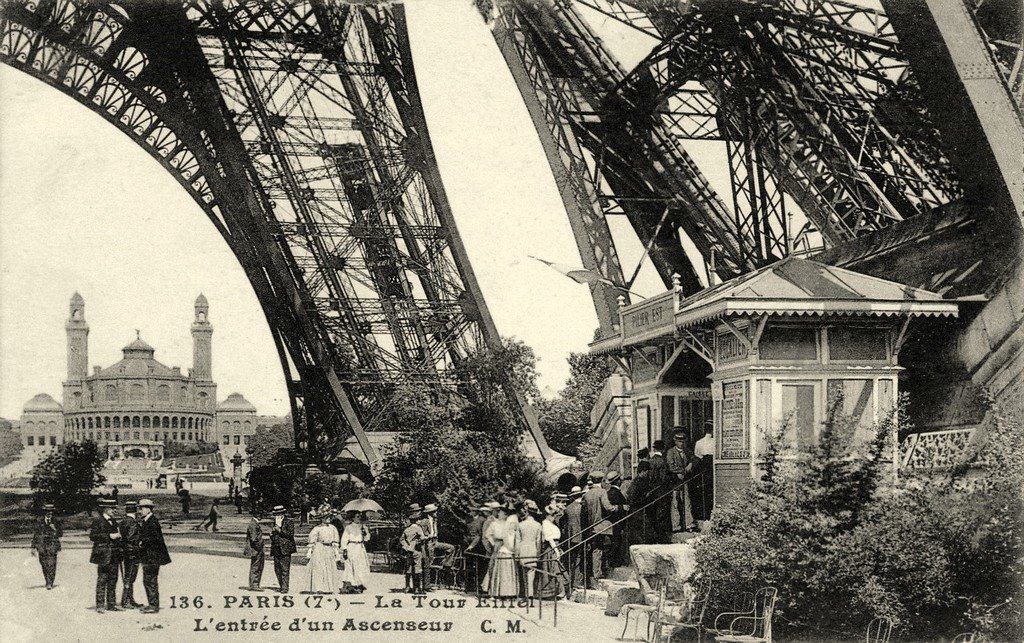 Paris - Tour Eiffel (7).jpg