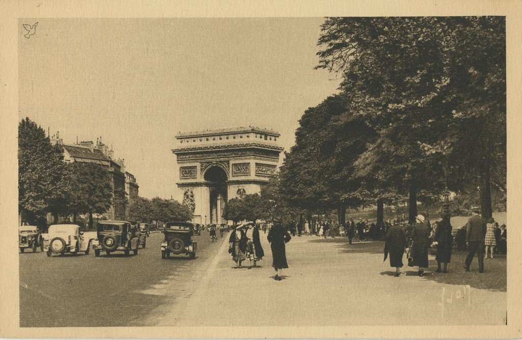 Z - YVON 1 - Paris - L'Avenue Foch.jpg