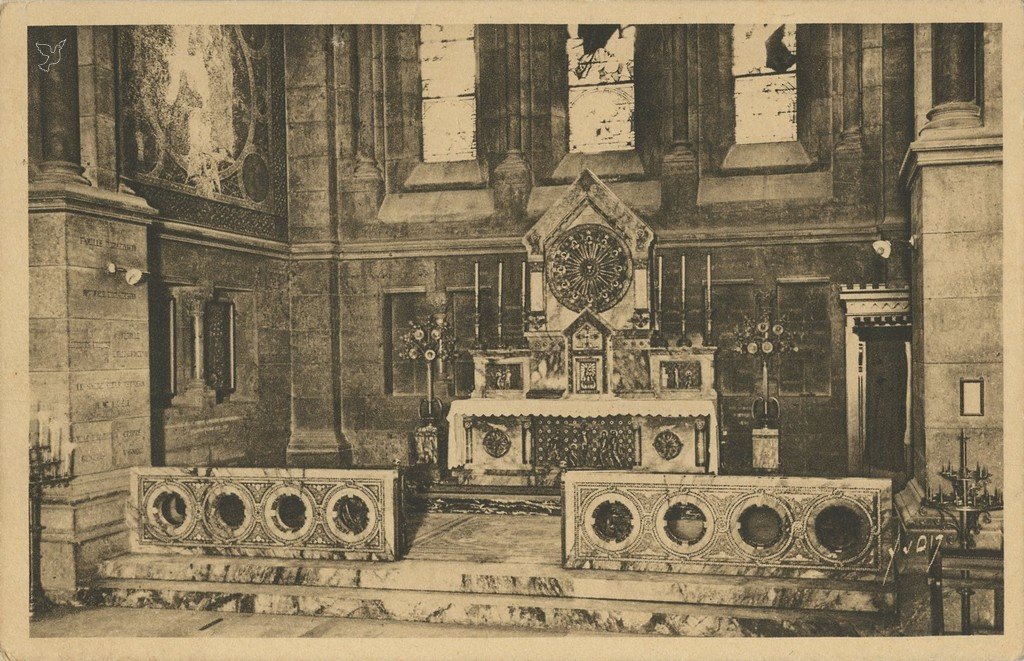 Z - YVON 322 - Paris - Basilique du SC deMontmartre - Chapelle de Ste Marguerite Marie.jpg