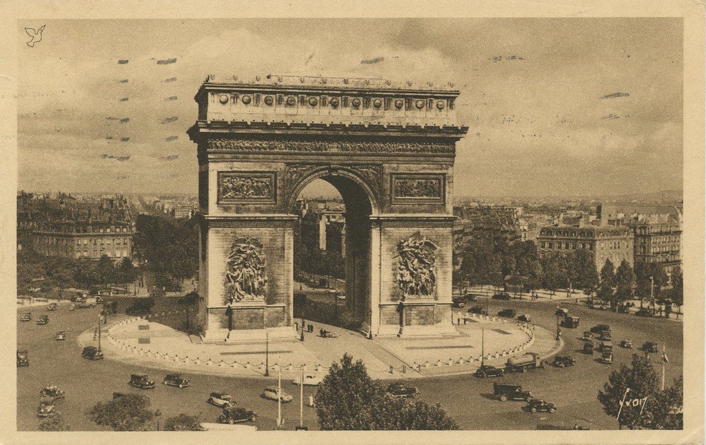 Z - YVON 101 - Paris - Arc de Triomphe et Place de l'Etoile (vue 1).jpg
