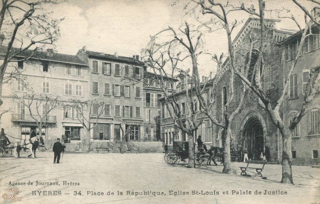 83-Hyeres-Place-de-la-Republique-Eglise-Palais-de-Justice-34-Agence-de-Journaux.jpg