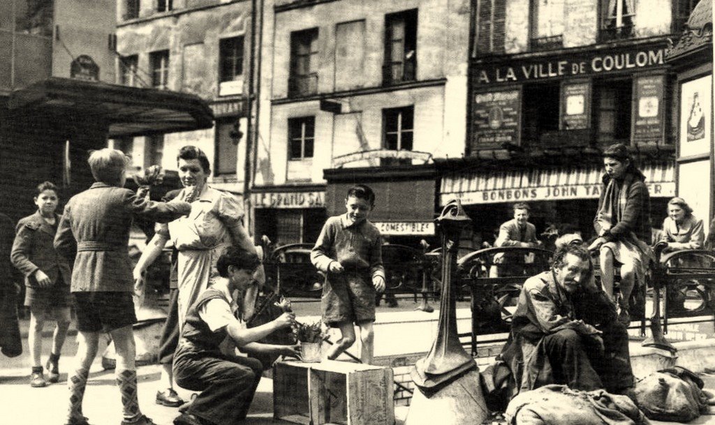 Métro 5 Sentier 1952.jpg