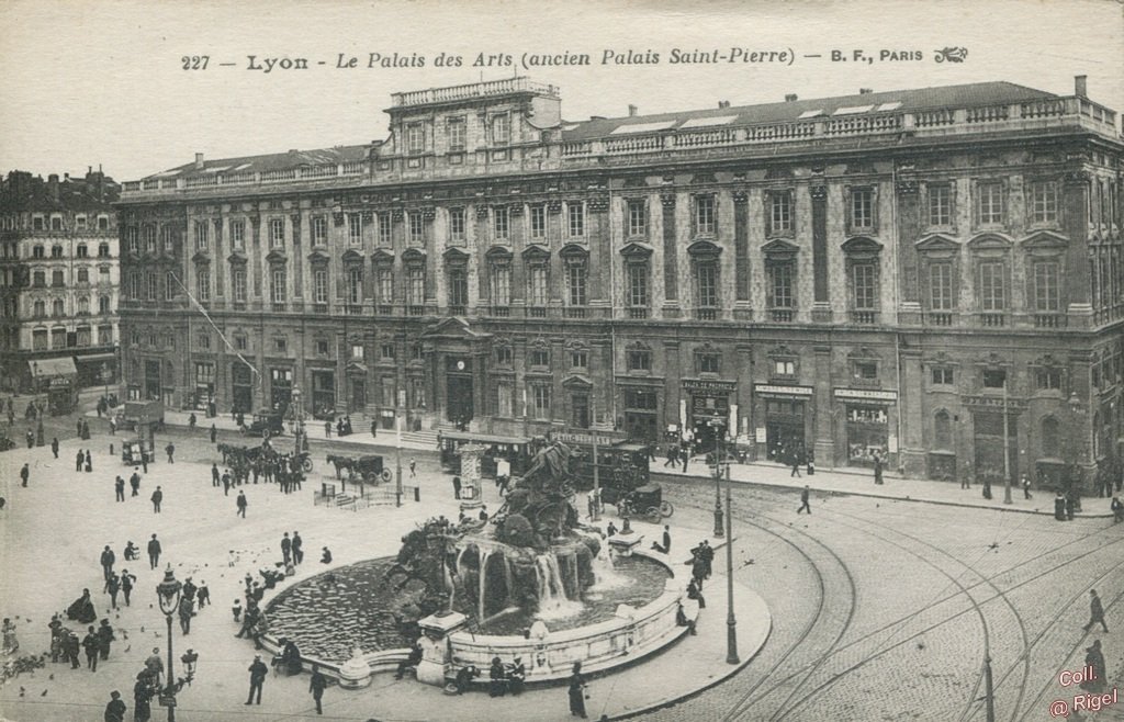 69-Lyon-Palais-des-Arts-227-BF-Paris.jpg