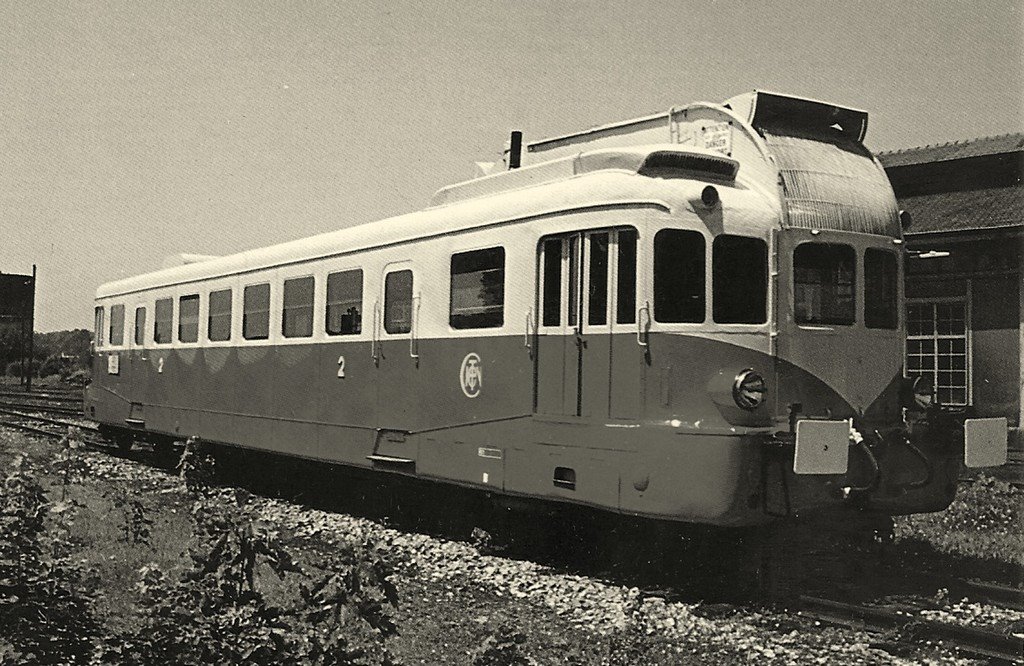 Loco SNCF Autorail VH 24 gray.jpg