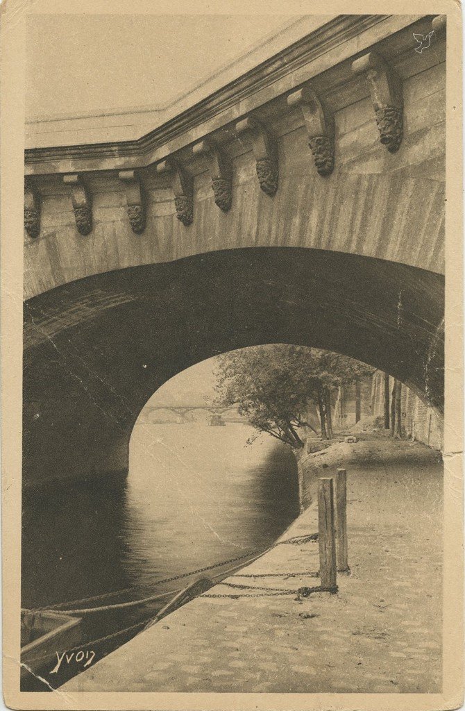 Z - YVON 181 - Paris - Le Pont-Neuf (Détail).jpg