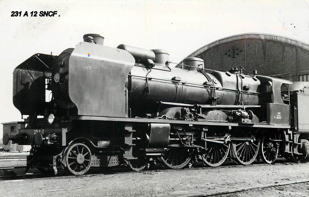 Loco SNCF 231 A 12.jpg