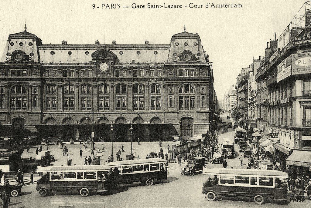 Les Autobus de Paris.jpg