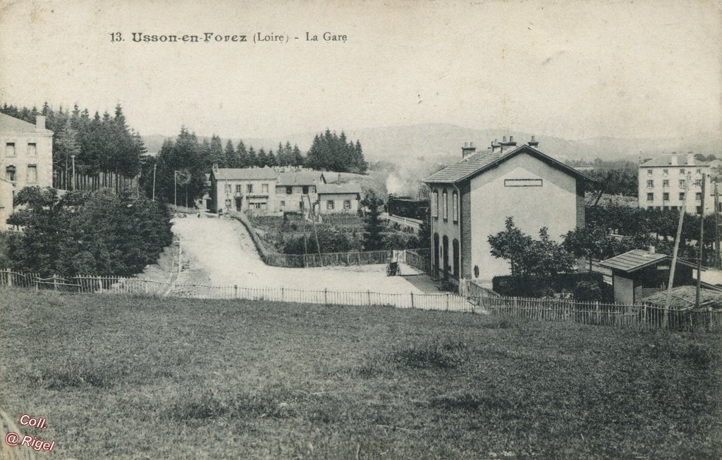 42-Usson-en-Forez-La-Gare-13.jpg