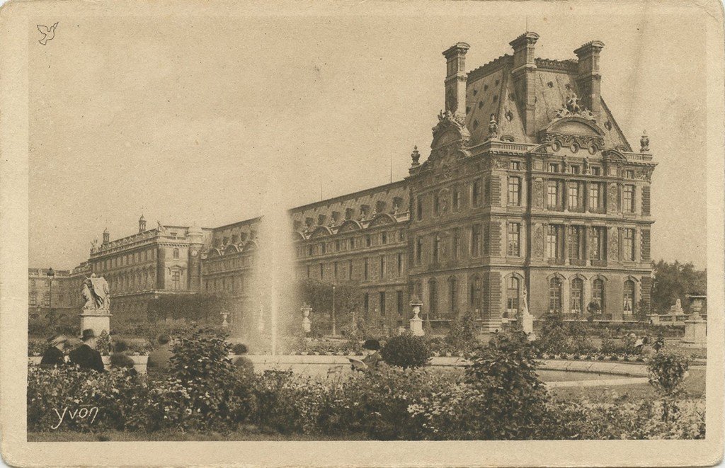 Z - YVON 104 - Paris - Le Pavillon de Flore au Jardin des Tuileries.jpg