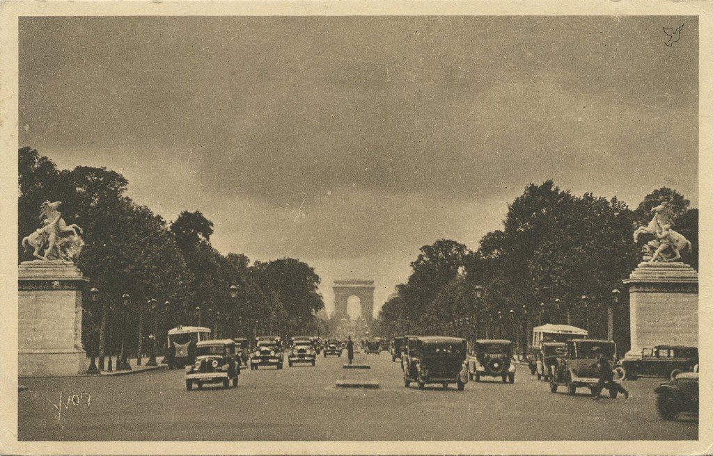 Z - YVON 4N - Paris - L'Avenue des Champs-Elysées.jpg