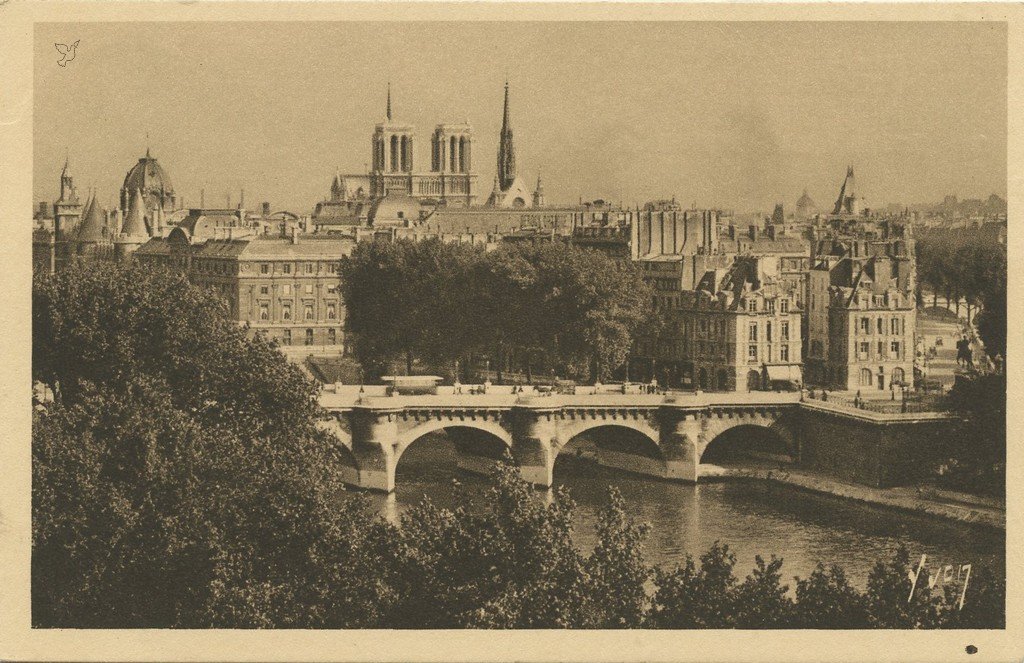 Z - YVON 202 - Paris Ile de la Cité et Pont-Neuf.jpg