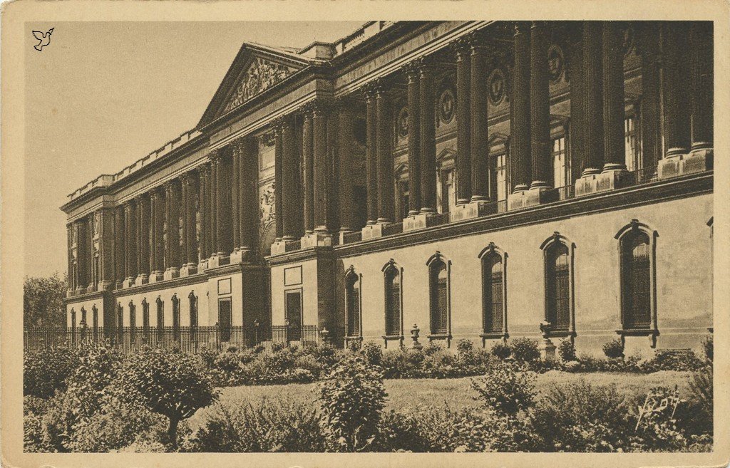 Z - YVON 76 - Paris - La Colonnade du Palais du Louvre.jpg