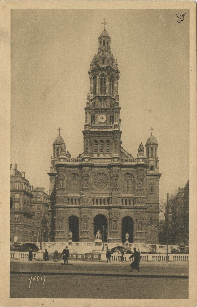 Z - YVON 299 - Paris - Église de la Trinité.jpg