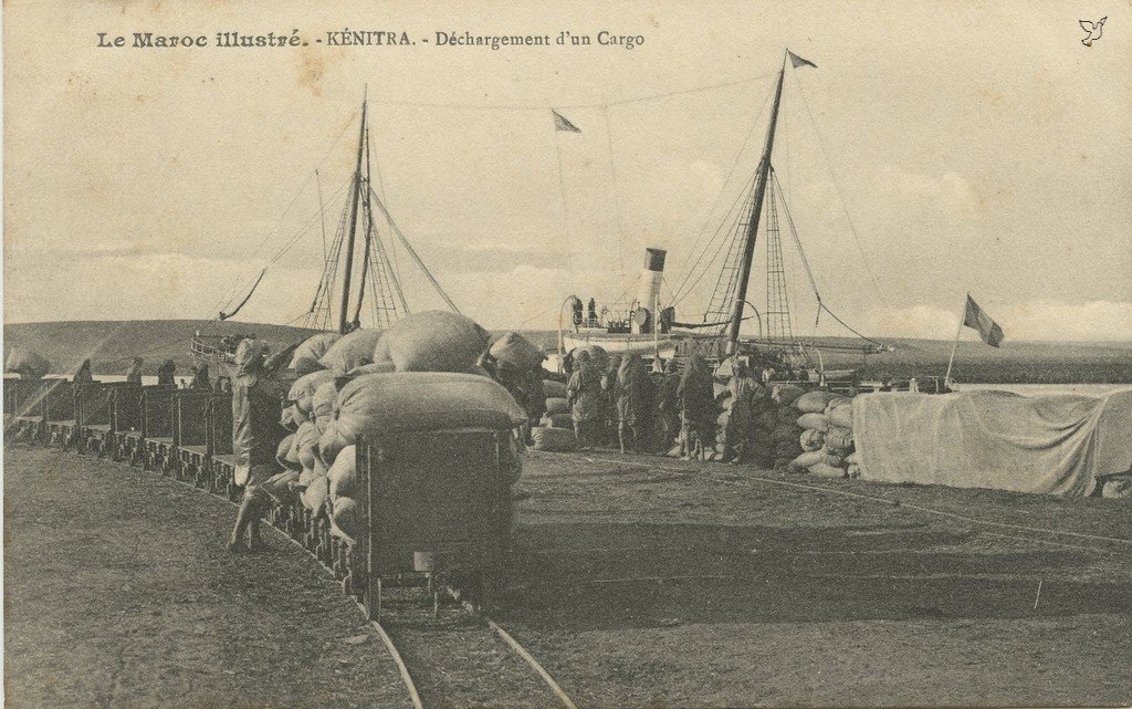 Z - Maroc Illustré - KENITRA - Dechargement Cargo.jpg