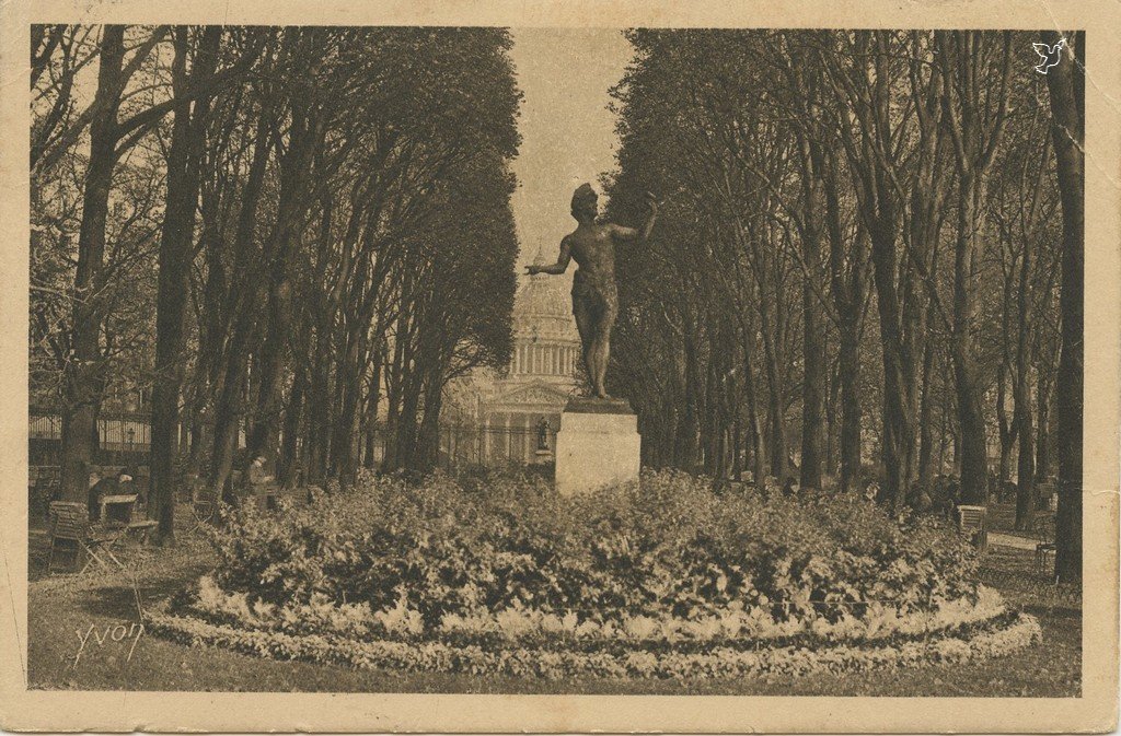 Z - YVON 49 - Paris - Jardin du Luxembourg - NP.jpg