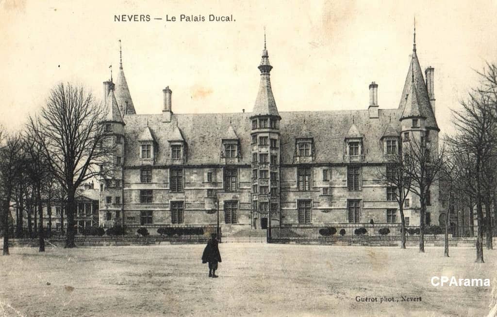 Nevers 7.jpg