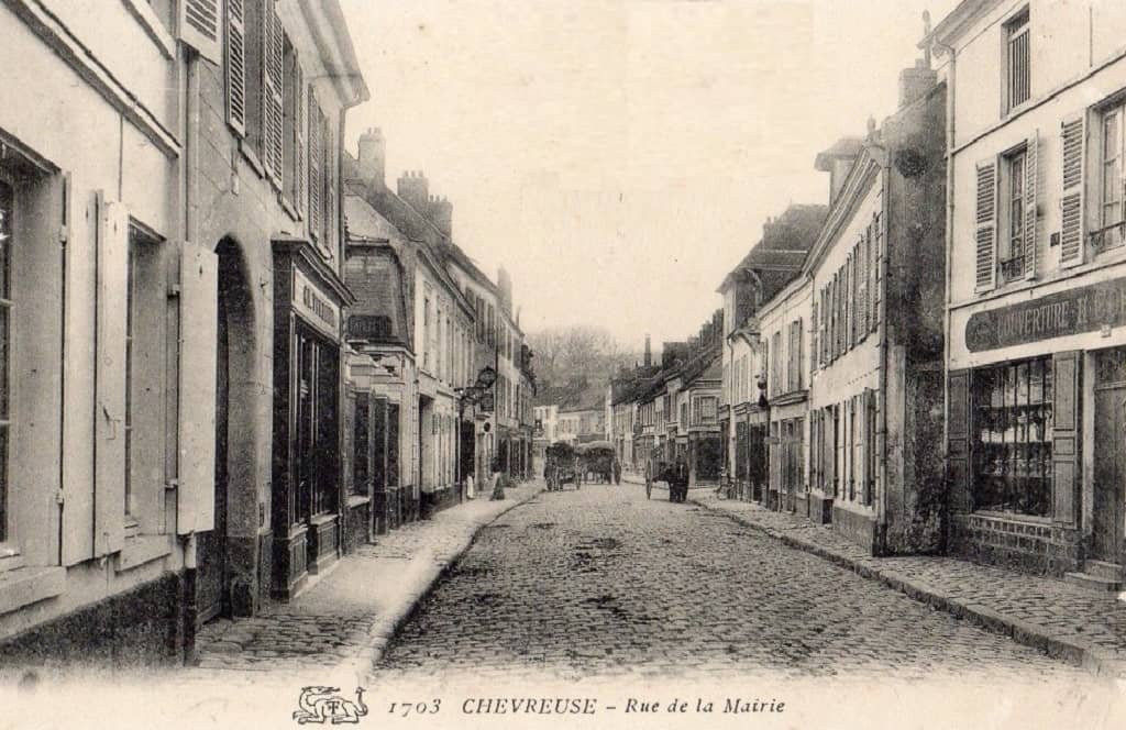 Chevreuse rue-mairie.jpg