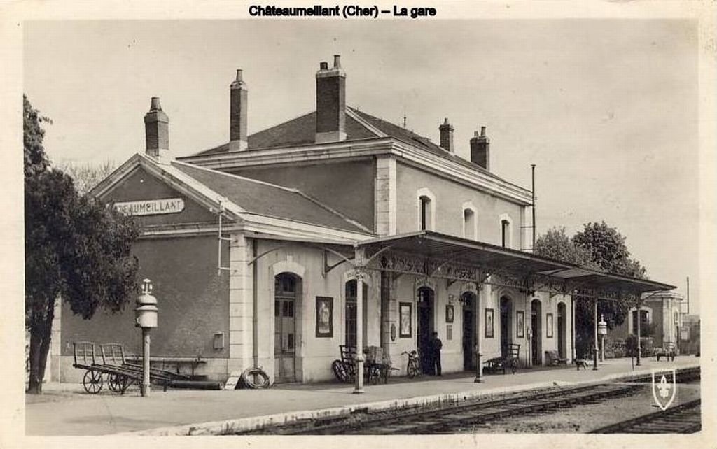 11 Châteaumeillant en 1950 (Cher).jpg