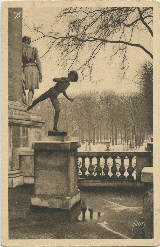 Z - SÉNAT - Terrasse du Musée et Jardin du Luxembourg.jpg