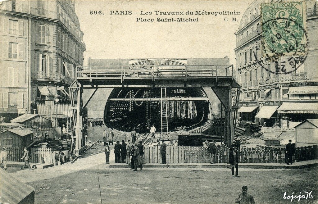 75006-Paris-Place Saint Michel Travaux Métro.jpg